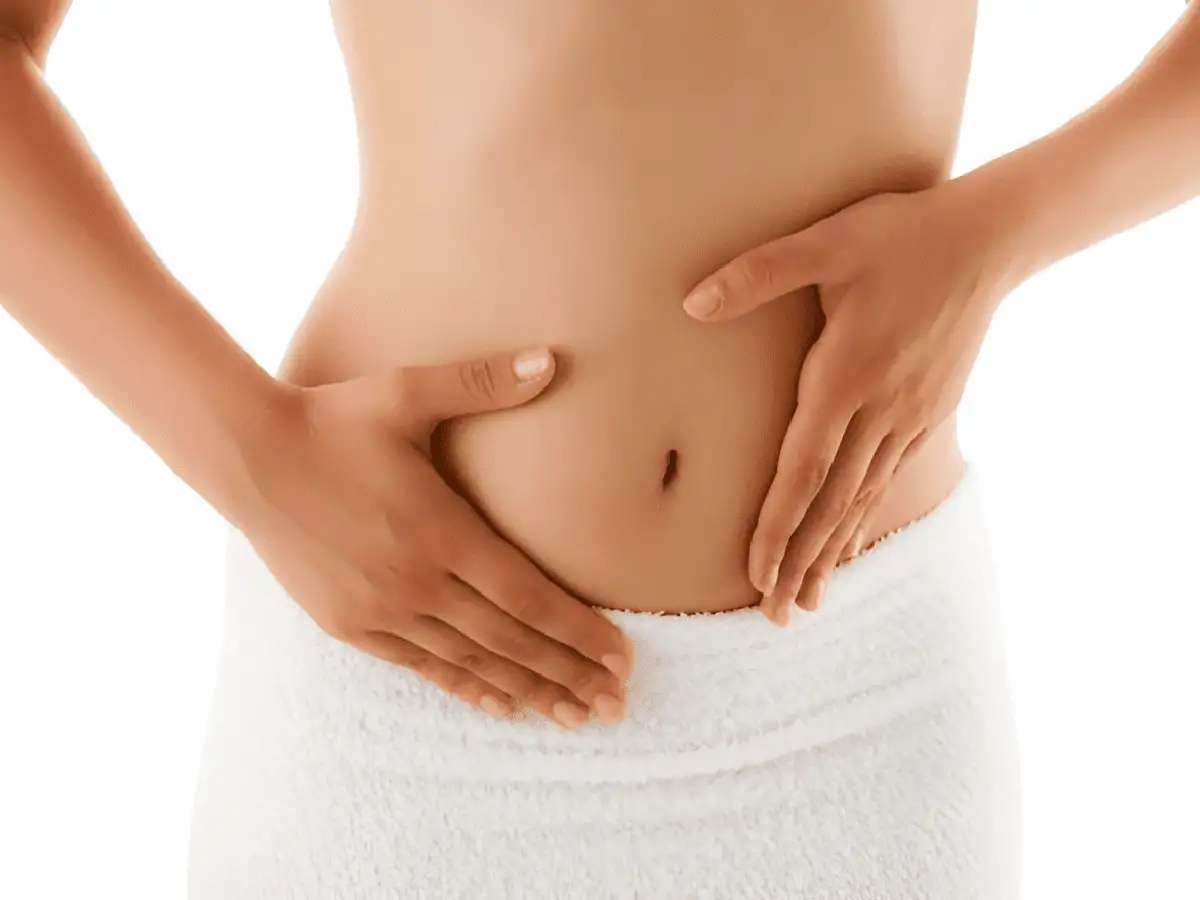 Imagen del abdomen de una mujer
